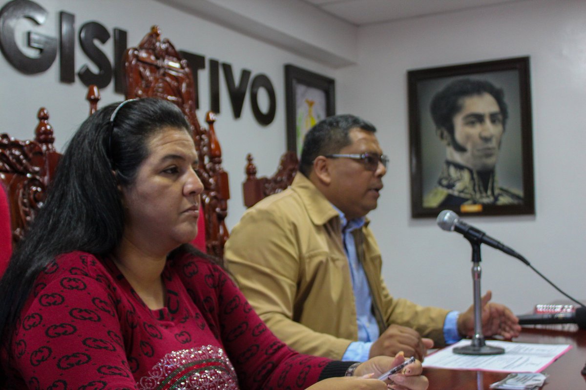 Conmemoración del 11 Aniversario: Un Legado de Esperanza y Progreso

La Abg. María Elena Mendoza, Contralora del Estado Trujillo, hizo acto de presencia en esta celebración tan significativa. El 11 aniversario del Sistema de Misiones y Grandes Misiones.