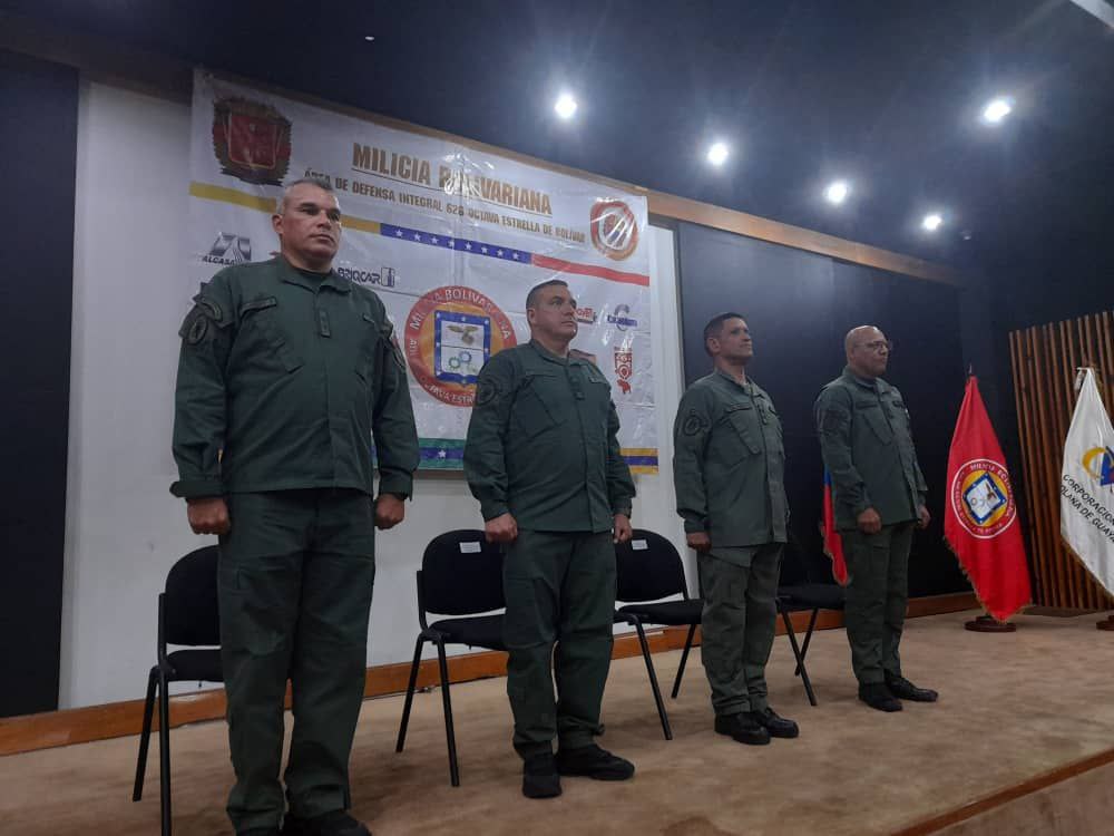 Milicia_ve's tweet photo. Continuando con el Plan de adiestramiento y preparación para nuestros combatientes en la Defensa Integral de la Patria, hemos dado inicio al Curso para el Manejo y Operación de Sistemas Aéreos Remotamente Pilotados.

𝕄𝕀𝕃𝕀ℂ𝕀𝔸 𝔹𝕆𝕃𝕀𝕍𝔸ℝ𝕀𝔸ℕ𝔸
¡𝗗𝗼‌𝗻𝗱𝗲 𝗲𝗹 𝗣𝘂𝗲𝗯𝗹𝗼 P𝘂𝗲𝗱𝗲, l𝗮 𝗣𝗮𝘁𝗿𝗶𝗮 𝘀𝗲 C𝗿𝗲𝗰𝗲!