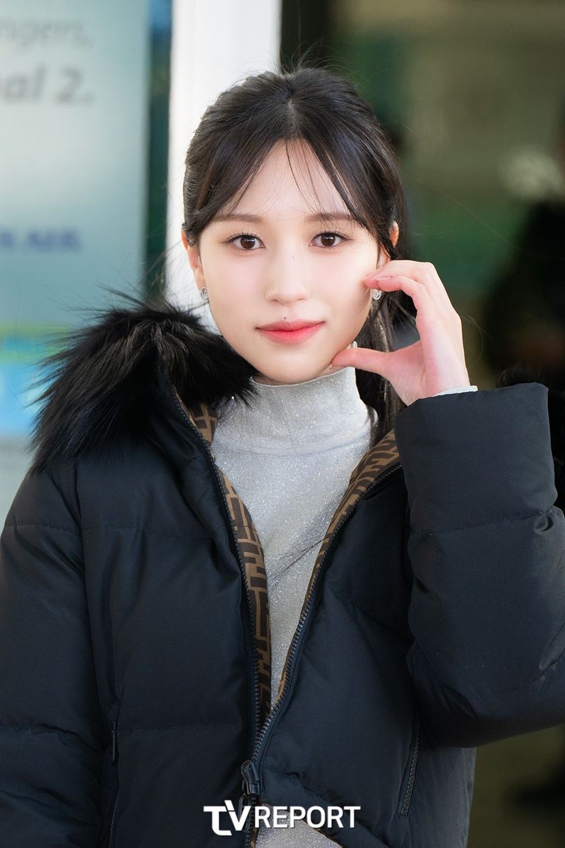 minarihourly's tweet photo. #MINA #미나 #ミナ ¡ 🐧 !  @JYPETWICE https://t.co/hf4CEo1hwX