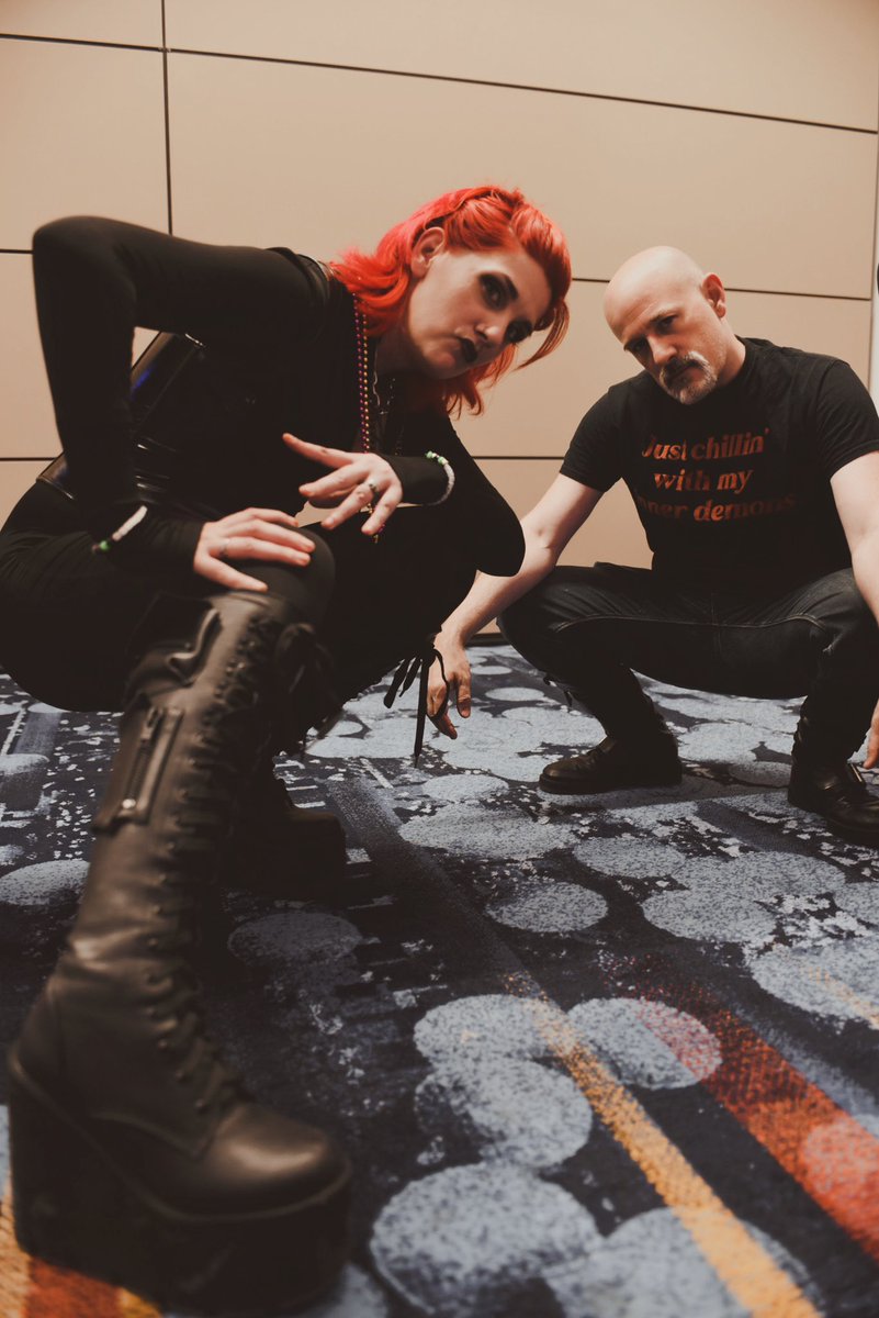 New Veilid album just dropped

cDc representing!

Props to <a href="/Cannibal/">Cannibal 🎃</a> for this sweet shot