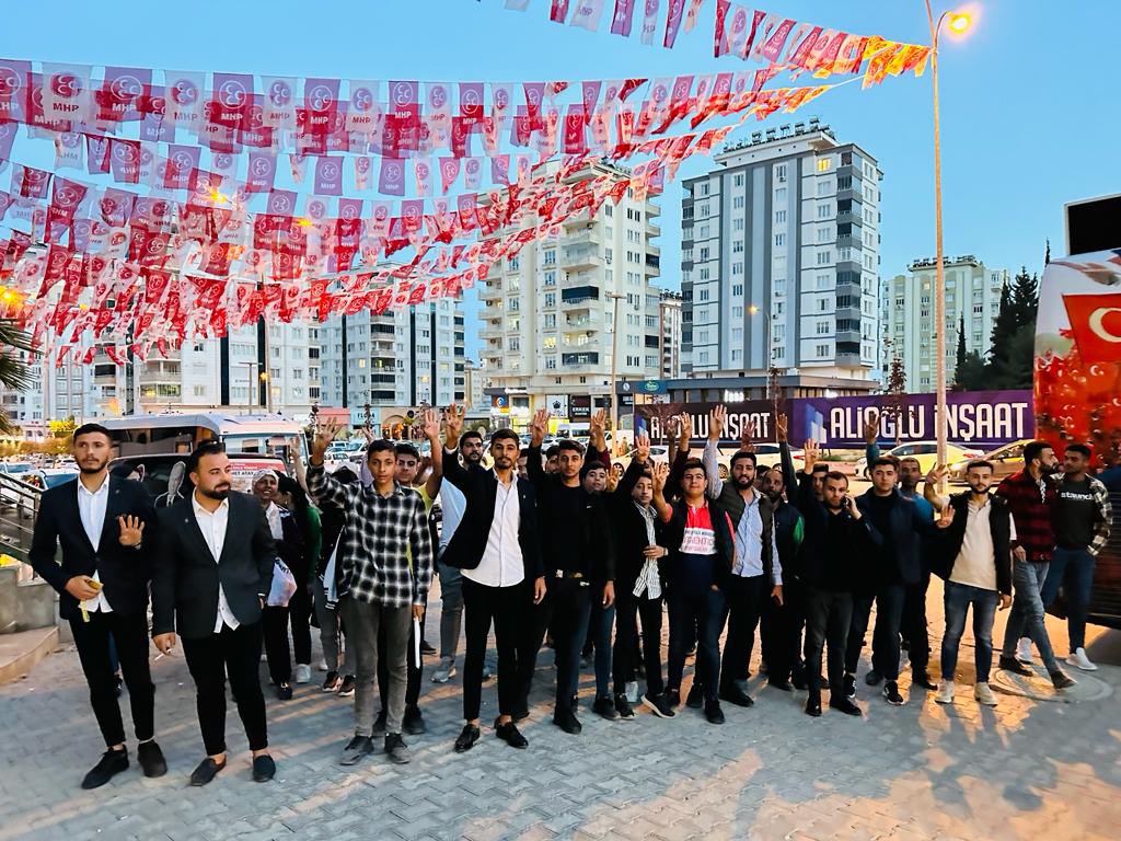 Gençliğimizin en güzel dönemini Cumhurbaşkanımız Recep Tayyip Erdoğan’ın davasına getiren Rabbime hamdolsun. 

Aşkla , coşkuyla nice 2️⃣3️⃣ Yaşlara 🧿

#AKParti23Yaşında 

<a href="/RTErdogan/">Recep Tayyip Erdoğan</a> 
<a href="/abdulhamitgul/">Abdulhamit Gül</a>