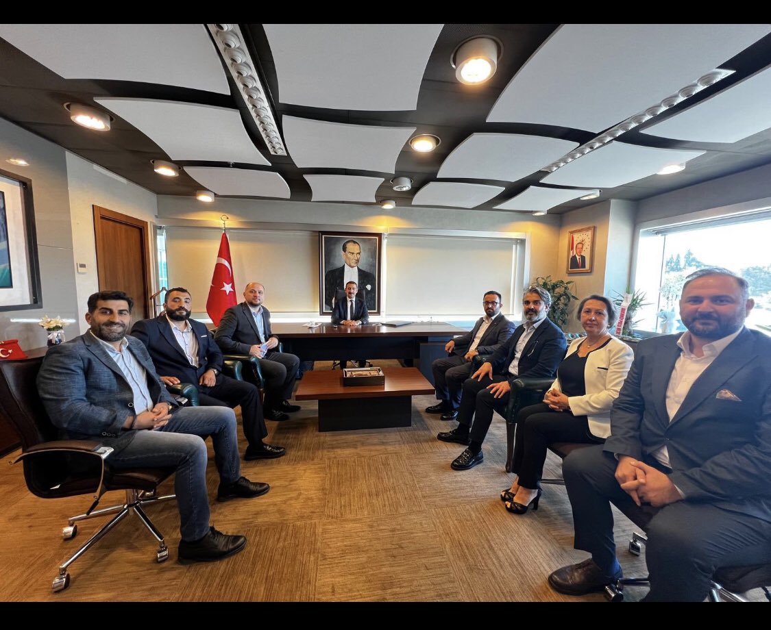 Ersin AYDOĞAN (@eaydogan24) on Twitter photo Teşkilatımız ile birlikte Bakırköy Kaymakamı olarak yeni göreve başlayan Recai Karal’a (<a href="/RecaiKaral/">Recai KARAL</a> )hayırlı olsun ziyaretinde bulunduk.
Nazik misafirperverliliği için Kaymakamımıza teşekkür ediyorum.
<a href="/AvCumaParlak/">Av. Arb. Cuma PARLAK</a> <a href="/Akbakirkoy/">AK Parti Bakırköy</a> Teşkilatımız ile birlikte Bakırköy Kaymakamı olarak yeni göreve başlayan Recai Karal’a (<a href="/RecaiKaral/">Recai KARAL</a> )hayırlı olsun ziyaretinde bulunduk.
Nazik misafirperverliliği için Kaymakamımıza teşekkür ediyorum.
<a href="/AvCumaParlak/">Av. Arb. Cuma PARLAK</a> <a href="/Akbakirkoy/">AK Parti Bakırköy</a>