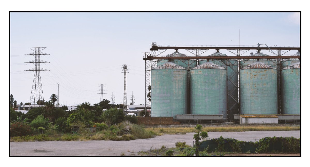 stevensmith_81's tweet photo. An industrial landscape in #Valencia 

#NewTopographics
#photography https://t.co/VFQuwayvxg