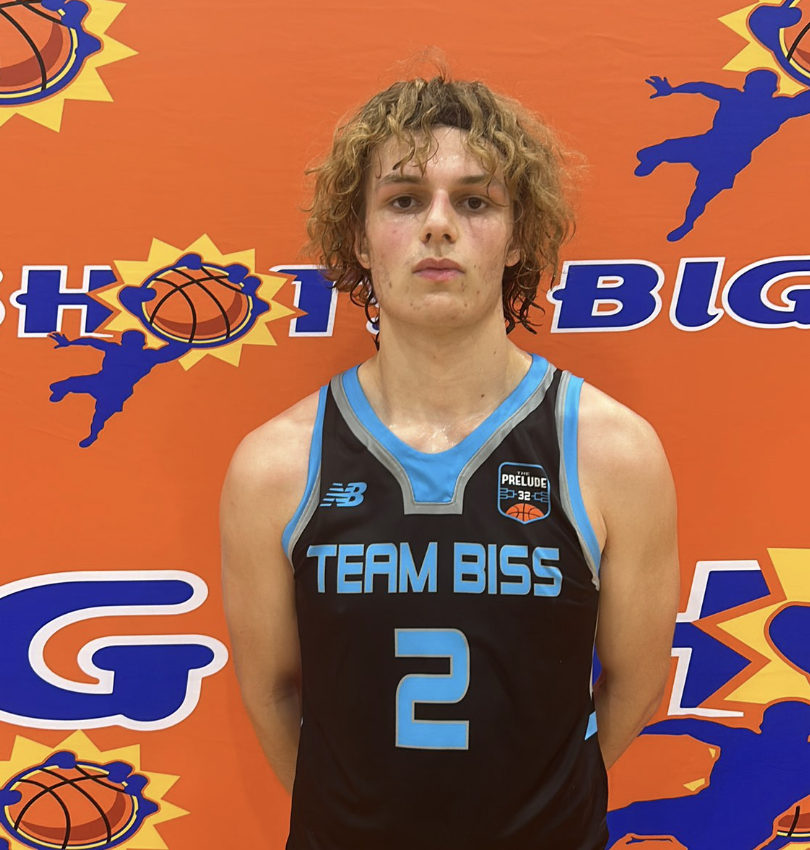VerbalCommits's tweet photo. COLLEGE COACHES - 2025 6'4 SG NATHAN GALEONE - McLean HS, MD - @Nathan4253466

Player Profile: https://t.co/ujs9eZEdzM

Film available in player profile  

WANT TO SEE YOUR PROFILE ON VC? SIGN UP FOR PLAYER+ TODAY 
https://t.co/xwdyOJM992 https://t.co/wymA9pEDBF