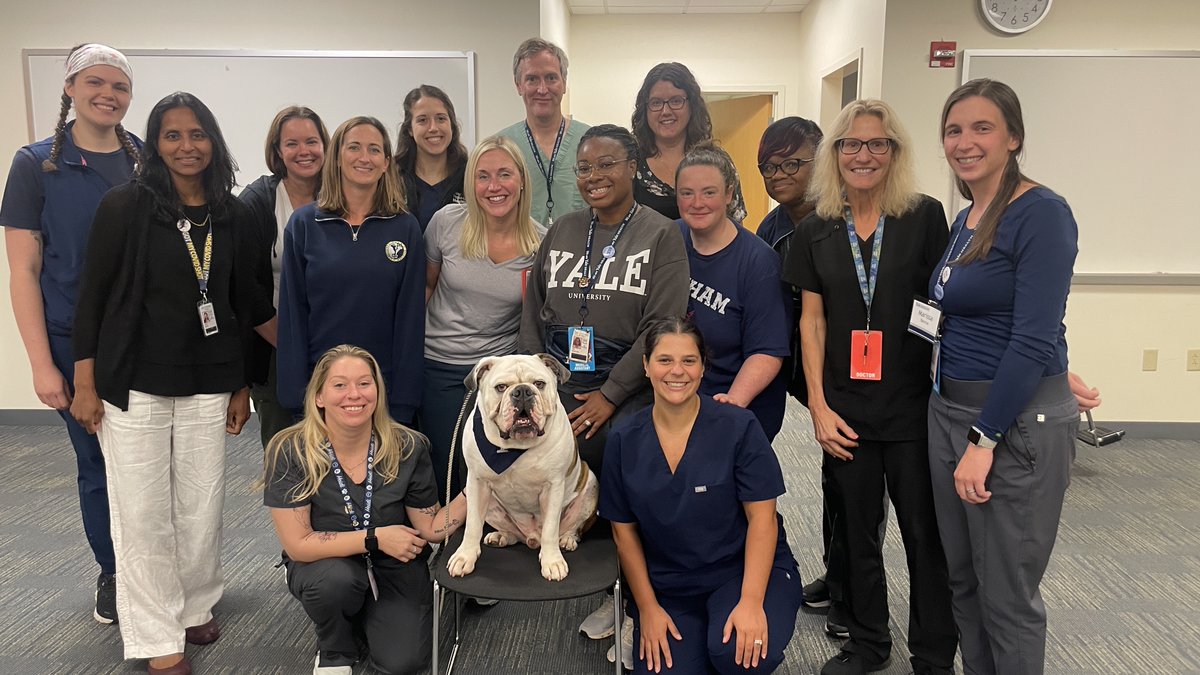 HandsomeDanYale's tweet photo. I 💙 Yale Staff! https://t.co/1LBM81Q45P