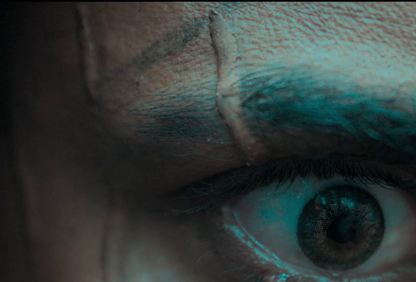 willievilled's tweet photo. For a 300-crore movie, this kind of mediocre makeup (scars) is a big no-no.  The trailer is really good, but I just couldnt stop being critical at this.  Some1 has to address, let it be me.  Pls fix this with CG if you can.  Tnk u.  Break a leg.  #KanguvaTrailer @Suriya_offl https://t.co/Jlf81yQrmS