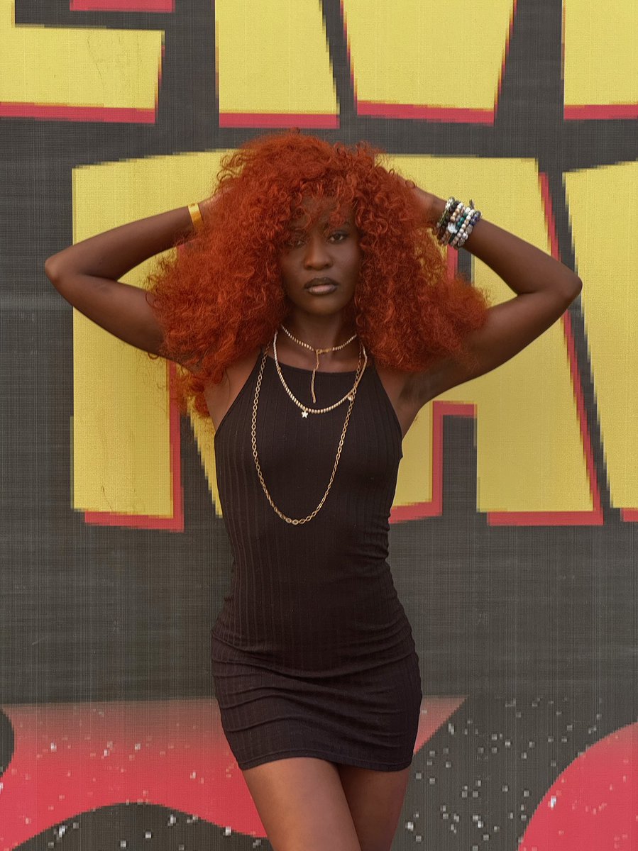 TheEwil's tweet photo. Black Is The New Black!! #afrowigs #blackgirls https://t.co/Wnr0LH10pk