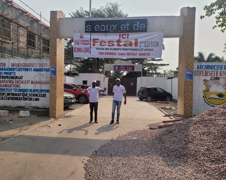 acprdcongo's tweet photo. #RDC : le lancement de la deuxième édition du Festival des aliments traditionnels et locaux (#Festal) est prévue jeudi dans la commune de Kasa-Vubu au centre de #Kinshasa, capitale de la République démocratique du Congo, sous le thème : "La gastronomie congolaise, vecteur de l'authenticité alimentaire", a-t-on appris mardi des organisateurs.
"La deuxième édition du Festal permettra à la population, surtout kinoise, qui n'a pas encore eu la chance de visiter les villages, de déguster des repas locaux et traditionnels", a déclaré Sylvain Ntumba, commissaire général et secrétaire exécutif du Comité national pour la promotion de l'agriculture familiale (#CNPAF-RDC).
Découvrez d'autres infos sur notre site https://t.co/tGEWJ2BOoV