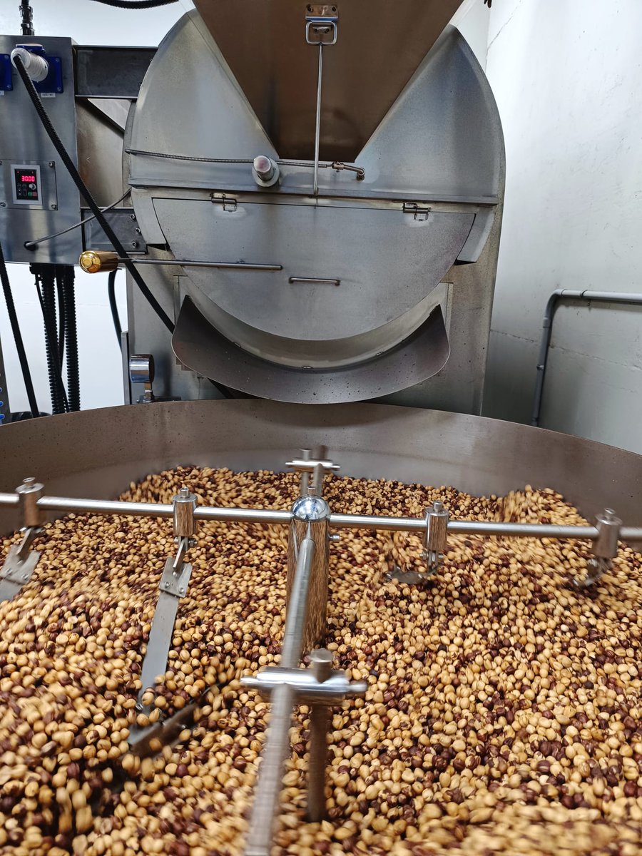 LTR_Rourell's tweet photo. ⌛ Tic, tac, tic, tac... Cada cop falta menys per la nova collita d'avellanes 🌰.

Les esteu esperant? 🤔

#LaTrencadora #Avellanes #ElRourell #Km0 #ProductedeProximitat https://t.co/ZEs5P3kpx0