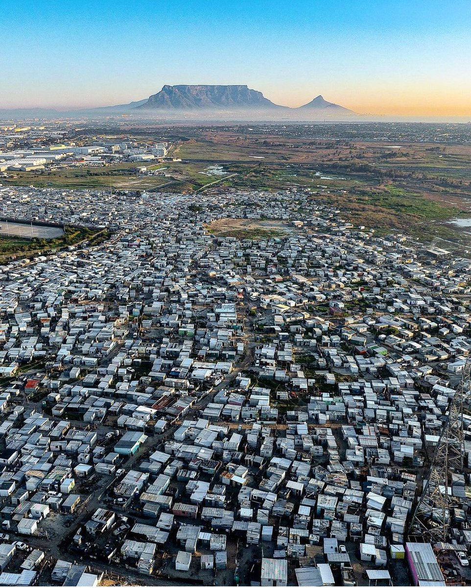 SandileMakeba's tweet photo. You will never see an informal settlement in Zimbabwe despite two decades of illegal sanctions and isolation. https://t.co/5EyWO6AqWw