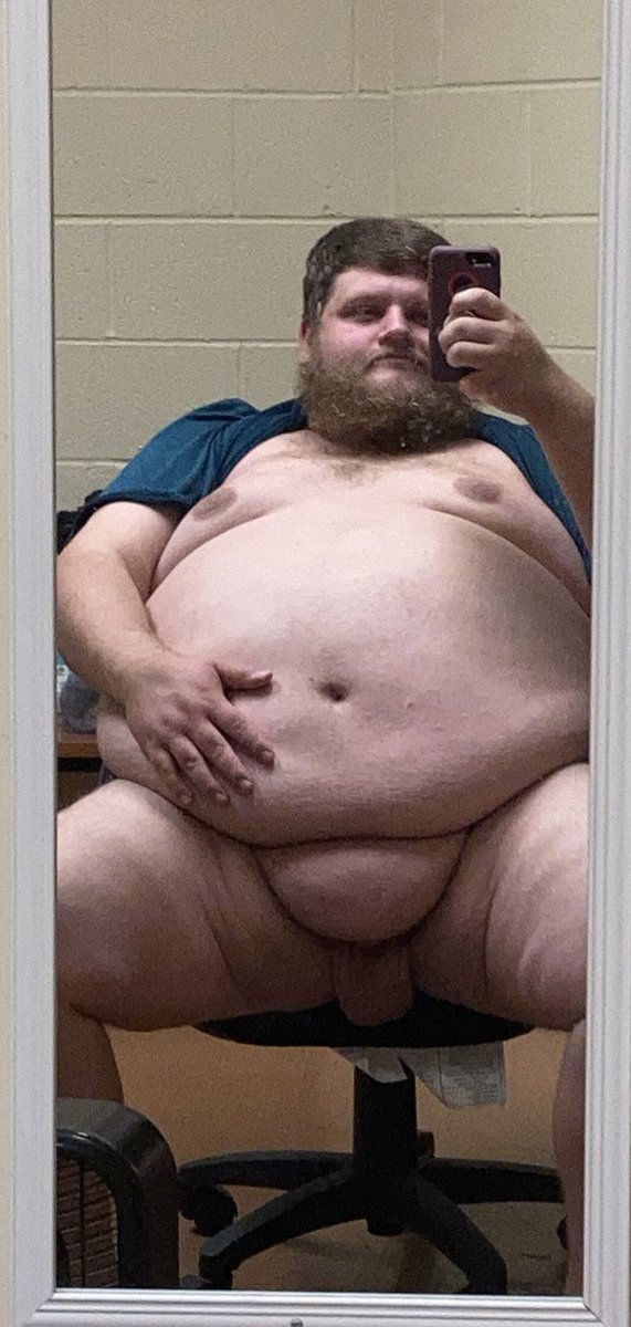 Dirty mirror on tummy Tuesday