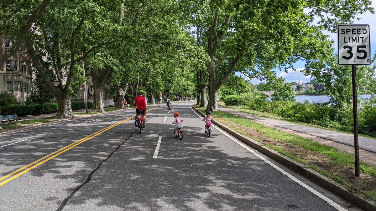 Katherine B tweet media