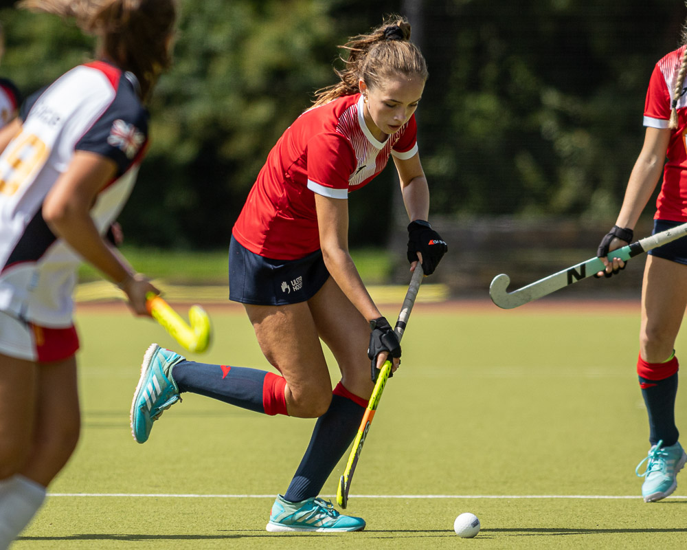 FrontRowUnion's tweet photo. 🏑The final round game between @UKLions and  @ulsterhockey U16 Girls at @lisnagarveyhc on Sunday  is now up 👇

https://t.co/liIeiD2ibc

#representativehocky

#frusports

#hockeyphotography https://t.co/k2zCqJvN8S