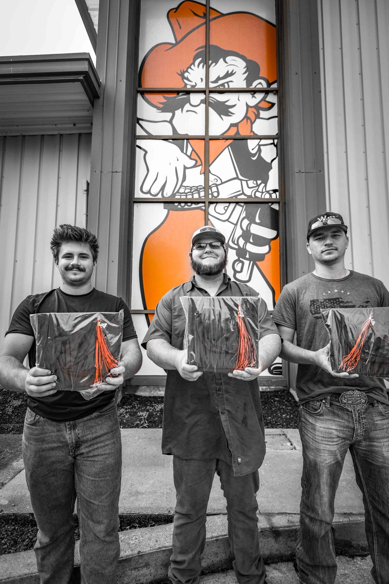 OSUIT's tweet image. If you&apos;re participating in the graduation ceremonies on August 22, it&apos;s time to grab your cap and gown! Head over to Covelle Hall to pick them up and get ready to walk across that stage in style. #OSUITGrad #Classof2024 #OrangeIsTheAnswer