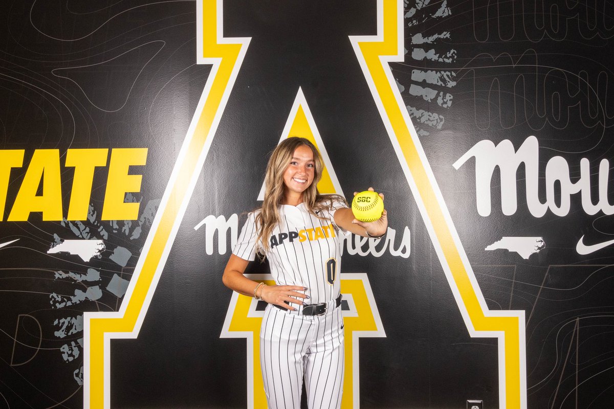 Celebrating the southpaws today! 👏 

Happy International Left-handers Day to our four lefties! 

⛰️🥎