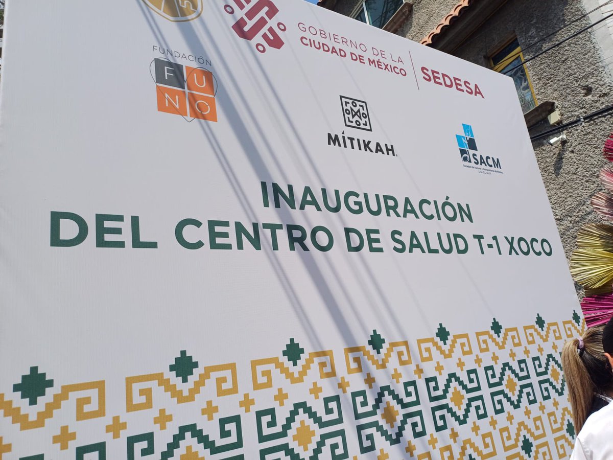 Pueblo de Xoco (@pueblodexoco) on Twitter photo Mítikah usó en el 2022 su grupo de choque para violentar a los vecinos del <a href="/PueblodeXoco/">Pueblo de Xoco</a> y privatizar Real de Mayorazgo, hoy reabrió el Centro de Salud luego de más de 2 años de permanecer en obras. Mítikah usó en el 2022 su grupo de choque para violentar a los vecinos del <a href="/PueblodeXoco/">Pueblo de Xoco</a> y privatizar Real de Mayorazgo, hoy reabrió el Centro de Salud luego de más de 2 años de permanecer en obras.