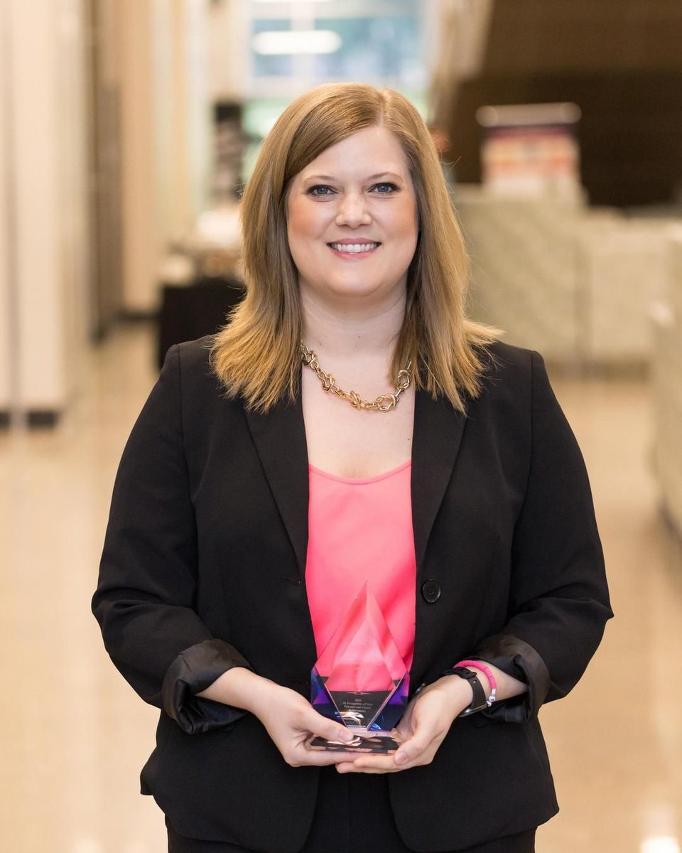 AR CommunityColleges (@arkansascc) on Twitter photo Heartiest congratulations to Sarah Hutzel, Senior Vice President of Commercial Lending at <a href="/ArvestBank/">Arvest Bank</a>, for being named the 2024 <a href="/NationalParkC/">National Park College</a> Outstanding Alumni Honoree! 🏆 Read more at buff.ly/3WtpoR0 Heartiest congratulations to Sarah Hutzel, Senior Vice President of Commercial Lending at <a href="/ArvestBank/">Arvest Bank</a>, for being named the 2024 <a href="/NationalParkC/">National Park College</a> Outstanding Alumni Honoree! 🏆 Read more at buff.ly/3WtpoR0