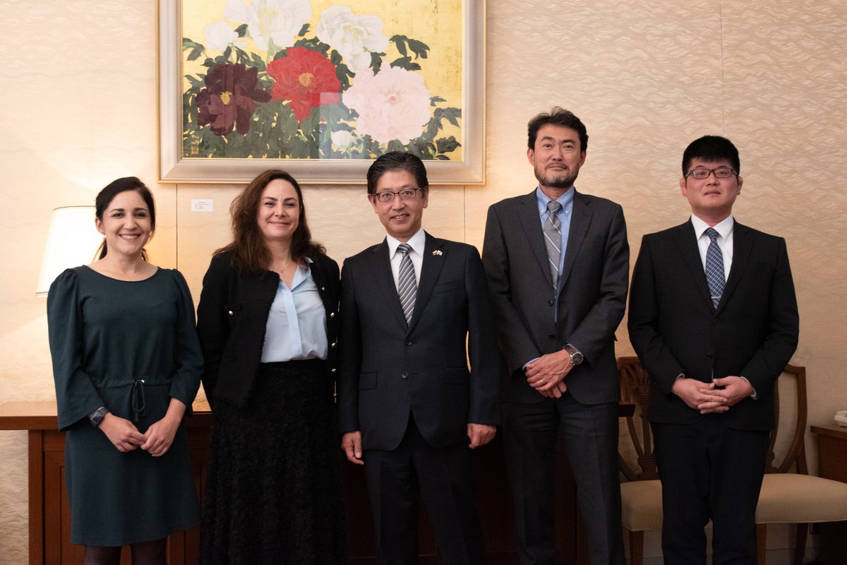 DANE_Colombia's tweet photo. #CooperaciónInternacional 📍 La directora del DANE, B. Piedad Urdinola y @JapanEmb_Col se reunieron para fortalecer la cooperación en temas clave como el Sistema de Cuentas Ambientales y Económicas (#SCAE), el índice de capacidades territoriales y el análisis demográfico. https://t.co/JQMfBmO08q