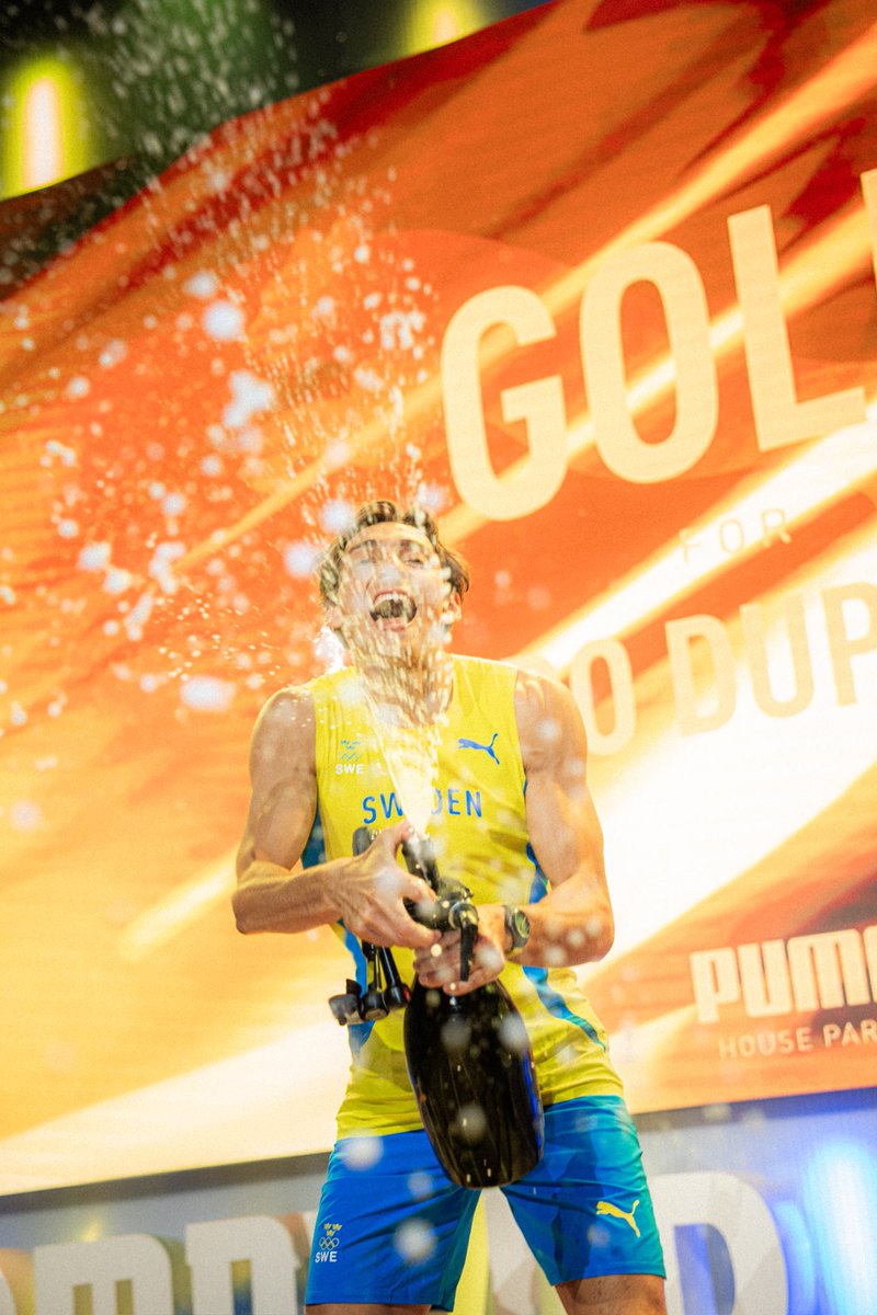 pacofoot's tweet image. King Mondo 👑🌎🇸🇪 #mondoduplantis #paris2024