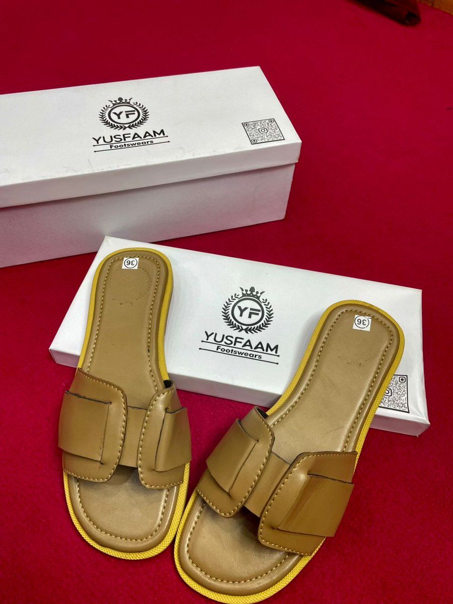 AliAliyuYerima2's tweet photo. Handmade lady Footwears 

10,000 each 
Available for nationwide delivery🚛
📍 Maiduguri https://t.co/EVNO8Py4Tc