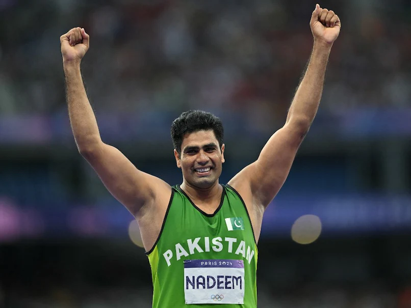 Massive shoutout to #ArshadNadeem!

He won Pakistan's first individual Olympic gold medal despite lacking consistent funding.

Pakistan really needed this medal and I hope it galvanizes the nation to continue to strive for greatness!

#Pakistan #Olympics