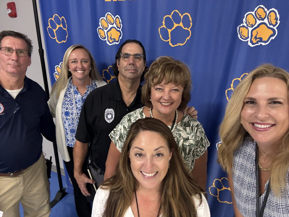 Dr. Tracey Miller tweet media