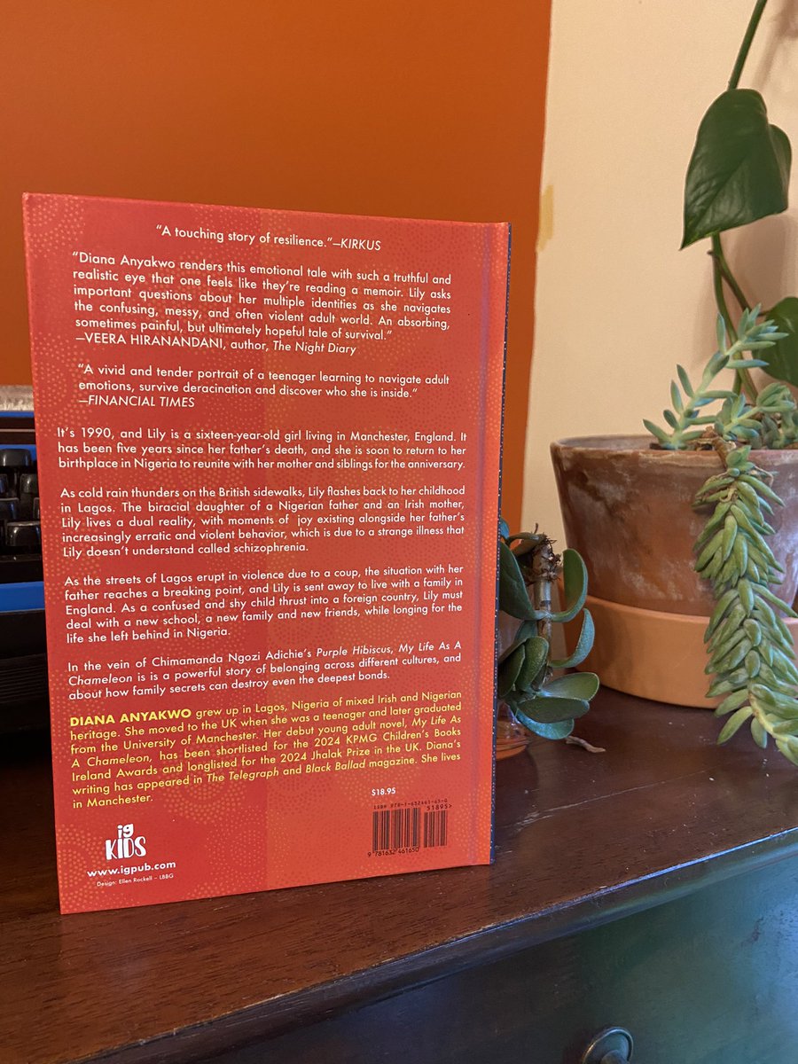 Diana Anyakwo | she/her | MY LIFE AS A CHAMELEON (@anyakwodiana) on Twitter photo Happy North America publishing day to me! My life as a Chameleon is now out in hardback in the US 🇺🇸 and Canada 🇨🇦 a huge thank you to my US publisher <a href="/Igpublishing/">Ig Publishing</a> and my agent @craigliterary #debutauthors #youngadultfiction #blackauthors Happy North America publishing day to me! My life as a Chameleon is now out in hardback in the US 🇺🇸 and Canada 🇨🇦 a huge thank you to my US publisher <a href="/Igpublishing/">Ig Publishing</a> and my agent @craigliterary #debutauthors #youngadultfiction #blackauthors