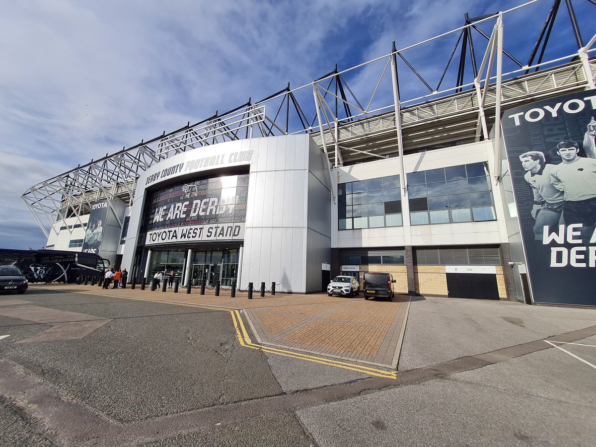 Arrived at the ground #dcfc #dcfcfans