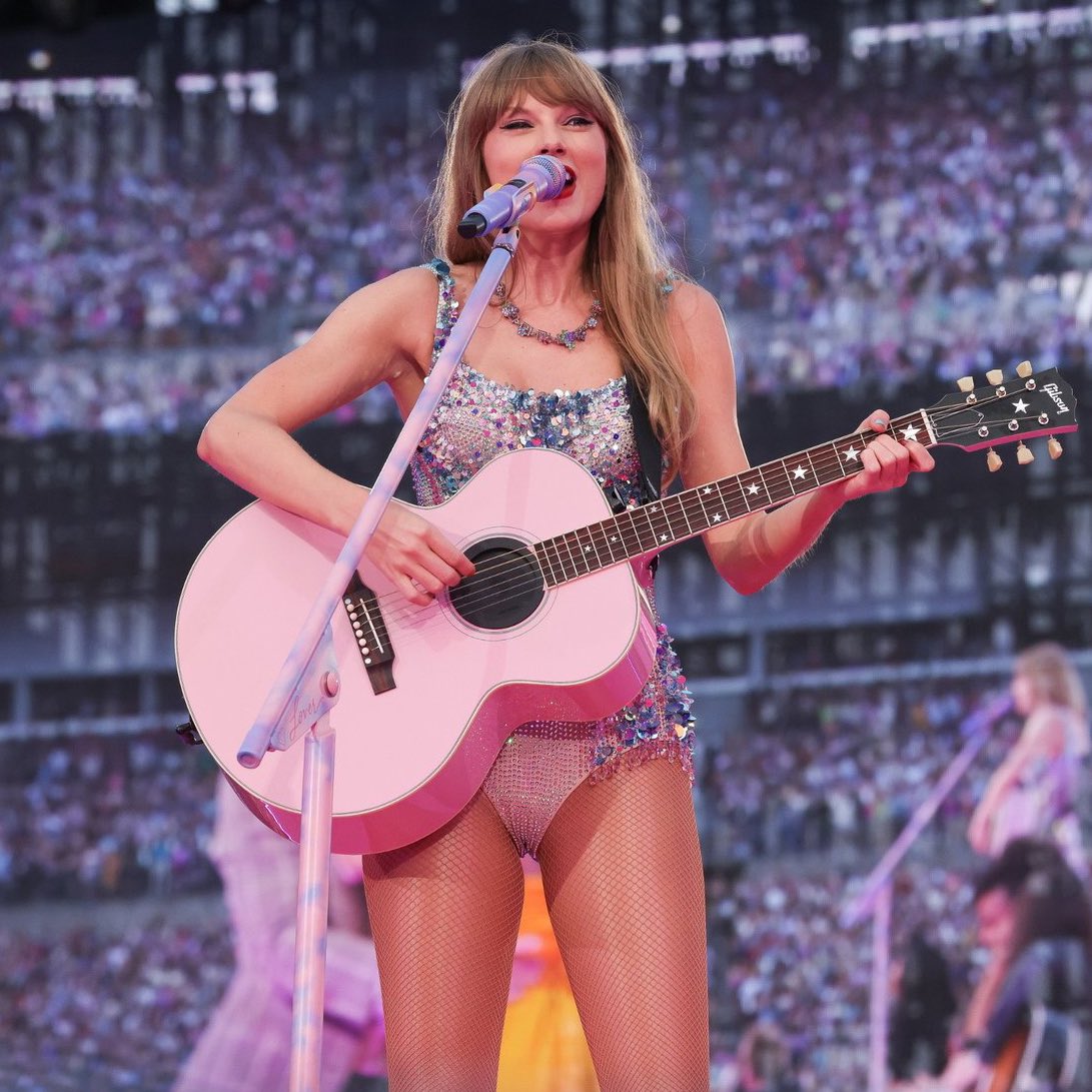 The Eras Tour tweet media