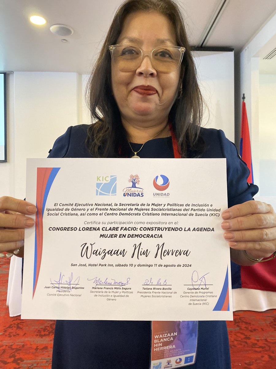 Recién forjamos alianzas con Angelika Lang, KD y Cayetana Muriel, KIC Suecia en el Congreso LCF: “Construyendo la agenda mujer en democracia” por Ac. 5, Ses. Ord. Jul 16, 2023. Gracias, fue un éxito! #KIC_Sweden <a href="/mujerespusc/">@frentedemujerespusc</a> <a href="/pusc_cr/">Partido Unidad Social Cristiana</a> <a href="/KIC_Sweden/">Joakim Johansson</a>