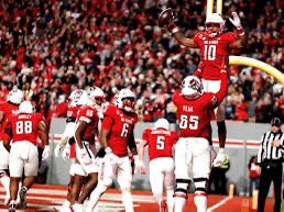 After a great talk with <a href="/CoachTonyGibson/">Tony Gibson</a>, I'm excited to announce my 7th Division I offer to NC State University <a href="/CoachJonesHawks/">Kevin Jones</a> <a href="/PMasonHawkPride/">Paris Mason</a>