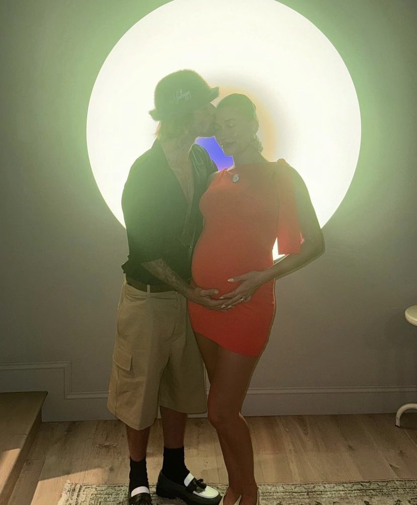 jbsuportebr's tweet photo. vamos aos palpites! 

NASCEU OU NÃO NASCEU NOSSO SOBRINHO(A)? ❤️🤱🏻🤰🏻 https://t.co/CoKIBP8lYi