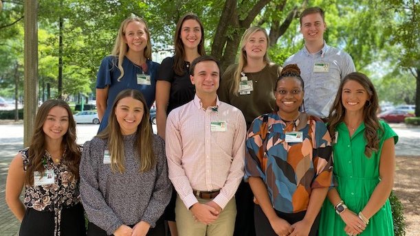 UABPharmRes's tweet photo. Orientation is over for some and finishing up for the rest, rotations are about to start😱which mood are you? 
@UABPharmRes ...stay tuned for our residency class introductions coming soon!😊 https://t.co/Lrb9vDgmHM