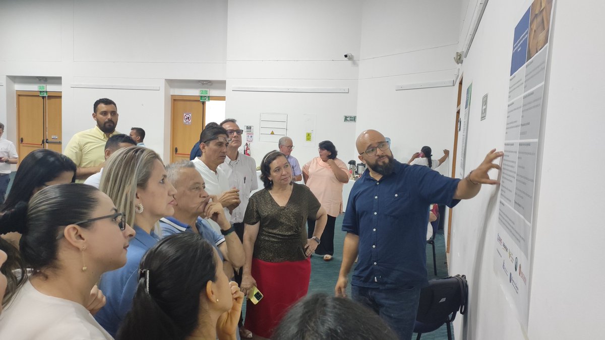EarthInnovate's tweet photo. 🎓¡Un brindis por los graduados del Diplomado en Formulación de Proyectos de Desarrollo Rural Sostenible! Este programa fortalece actores locales para implementar la Estrategia de Desarrollo Rural de Bajas Emisiones de Caquetá. #Esapoficial#BajasEmisiones #Caquetá https://t.co/E0qgDy1Nv3