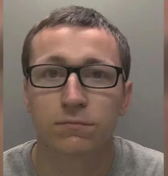 I_amMukhtar's tweet photo. 25-year-old John Honey from Hull has been charged. https://t.co/Zzh4kyWxmG