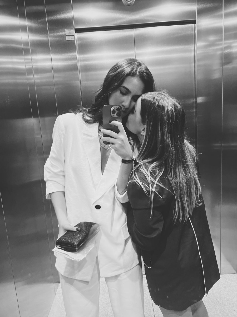 marianaspinelIi's tweet photo. Eu quando acho o amor da minha vida https://t.co/4bct7wpwP3