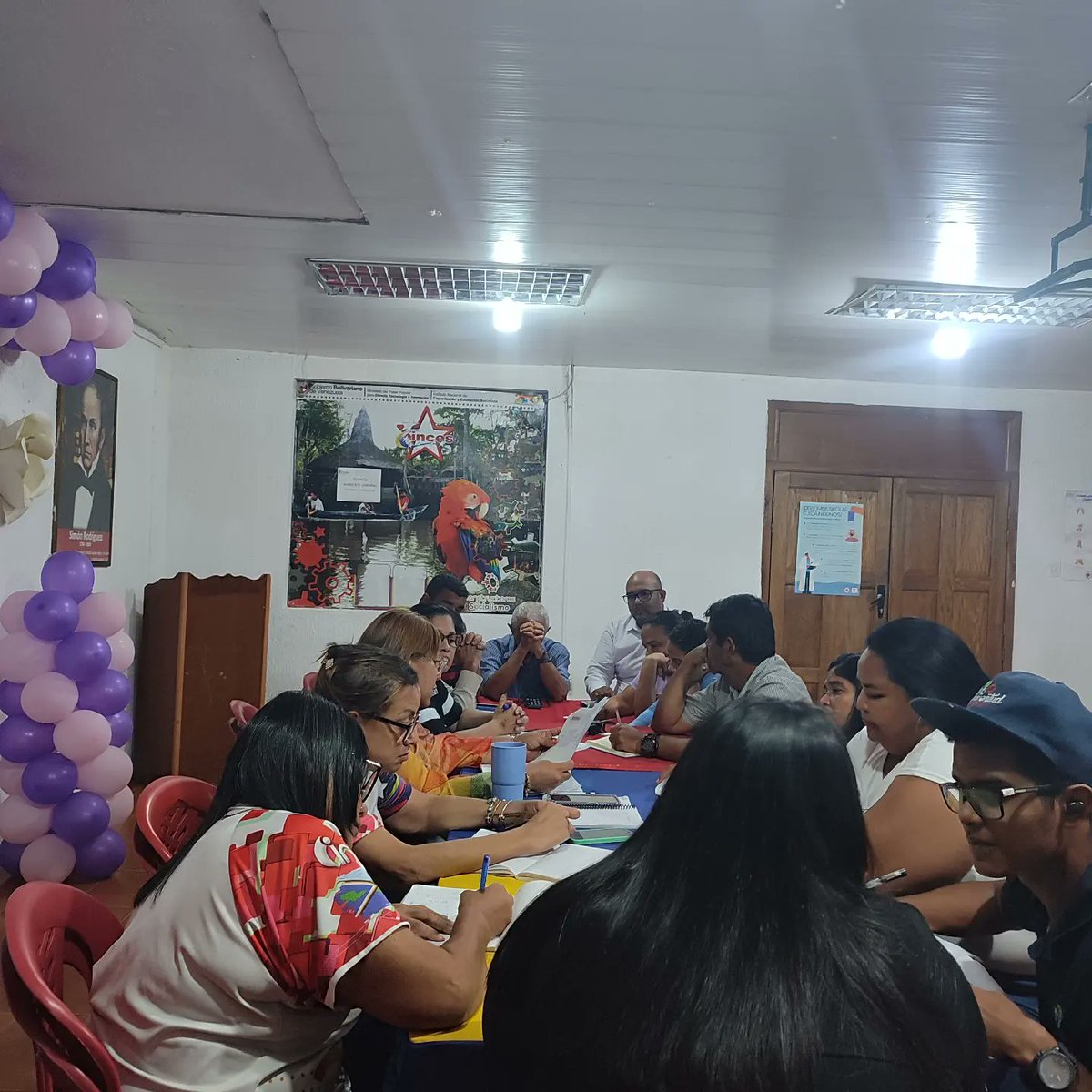 #DeltaAmacuro || La Profa. Yecenia Valderrey, Gerente Regional del Inces en Delta Amacuro realizó una reunión con su consejo de gestión para organizar y ejecutar las diferentes actividades entorno al aniversario 65 de Inces en Venezuela. 

#latécnicaqueinspira #aprendelatécnica