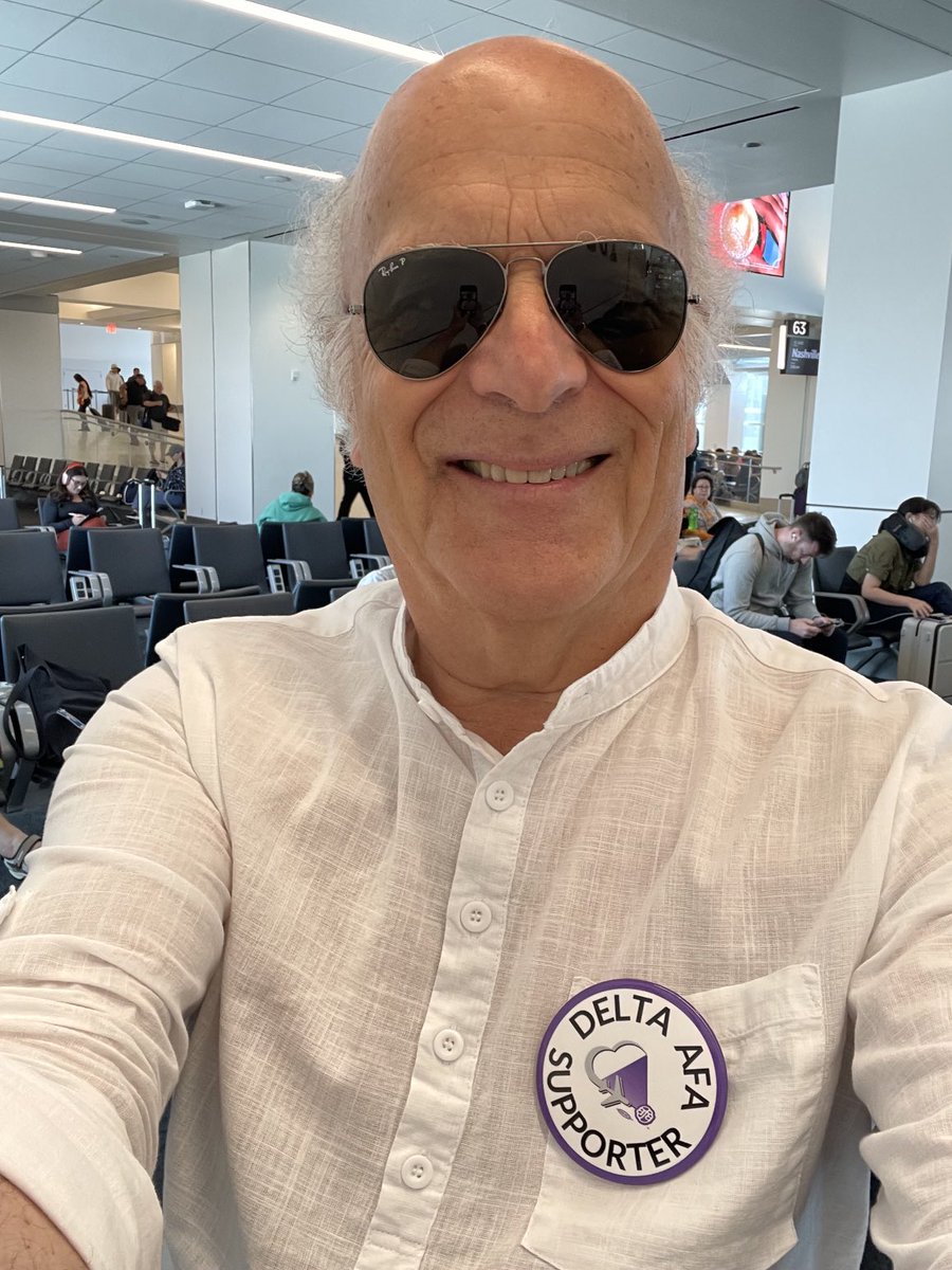 Flying #LGA>#MKE today <a href="/Delta/">Delta</a> &amp; as ever in #SOLIDARITY w/<a href="/DeltaAFA/">DeltaAFA</a> <a href="/afa_cwa/">AFA-CWA</a> <a href="/FlyingWithSara/">Sara Nelson</a> <a href="/flywithheather/">Heather Morse</a> <a href="/tifflynn20/">Tiffany Henninger</a> <a href="/daborer/">David Borer</a> <a href="/kmarieflies/">Kara Wargo</a> <a href="/atgarland/">tg</a> <a href="/TakeoffWithWill/">Will Vaughan</a> <a href="/dqwisely/">Domini Wisely 🌹</a> <a href="/3vanSutton/">Evan Sutton</a> <a href="/acebergtoo/">(((Candace Goldberg)))</a> @Tomaunionski <a href="/KatosQuest/">Keturah Johnson</a> @Mamasflyin1 <a href="/JonnieBeGood2Me/">I’M NO ANGEL EITHER 👑🐝</a> <a href="/Morse4Maryland/">John Morse</a> 🤝