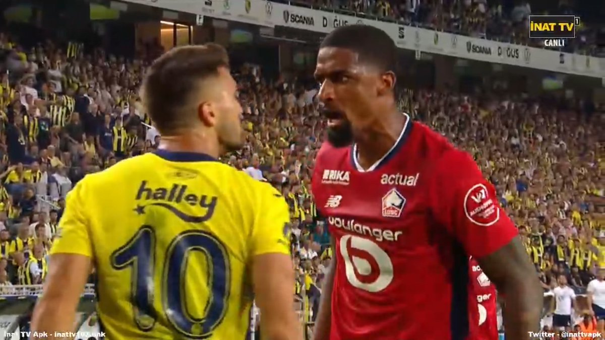 Şu O. Çocuğu tiyatrocu için alın maçı!

Lille kadar korkak o. Çocuğu bir takım daha yok.!

FBvLIL #FenerinMaçıVar Ferdi Kadıoğlu Fenerbahçe - Lille Çağlar irfan mert hakan