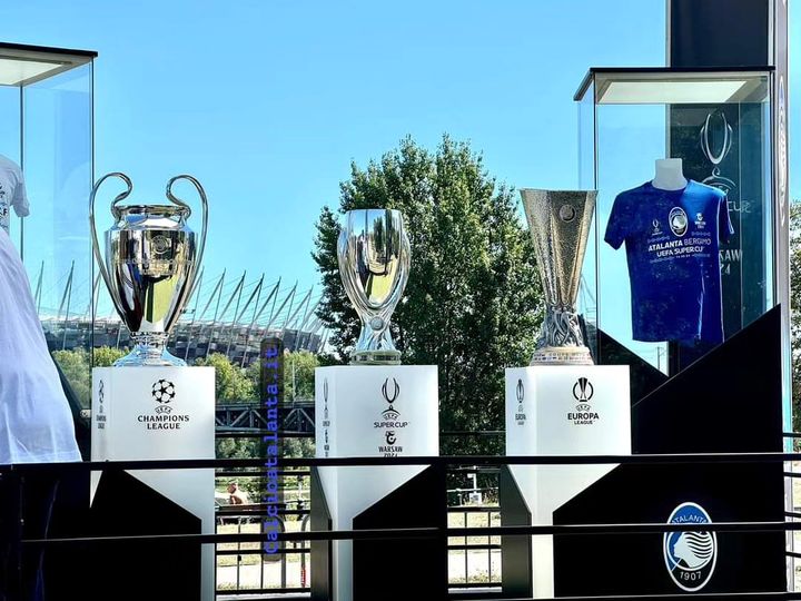 Atalanta_it's tweet photo. La realtà in cui viviamo... è il sogno di molti 

#SupercoupeUEFA https://t.co/z5y7ZDTUb1