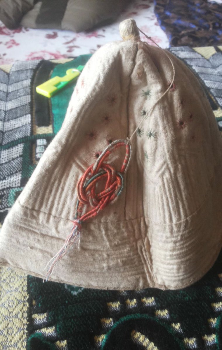 islaminchina's tweet photo. I was recently shown these relics, kept in an undisclosed location in Linxia, attributed to Abu-l-Futūh Ma Laichi (马来迟). There was also a handwritten prayer book in a leather binding, although I was not permitted to share its contents. https://t.co/NtEDenF5Pj