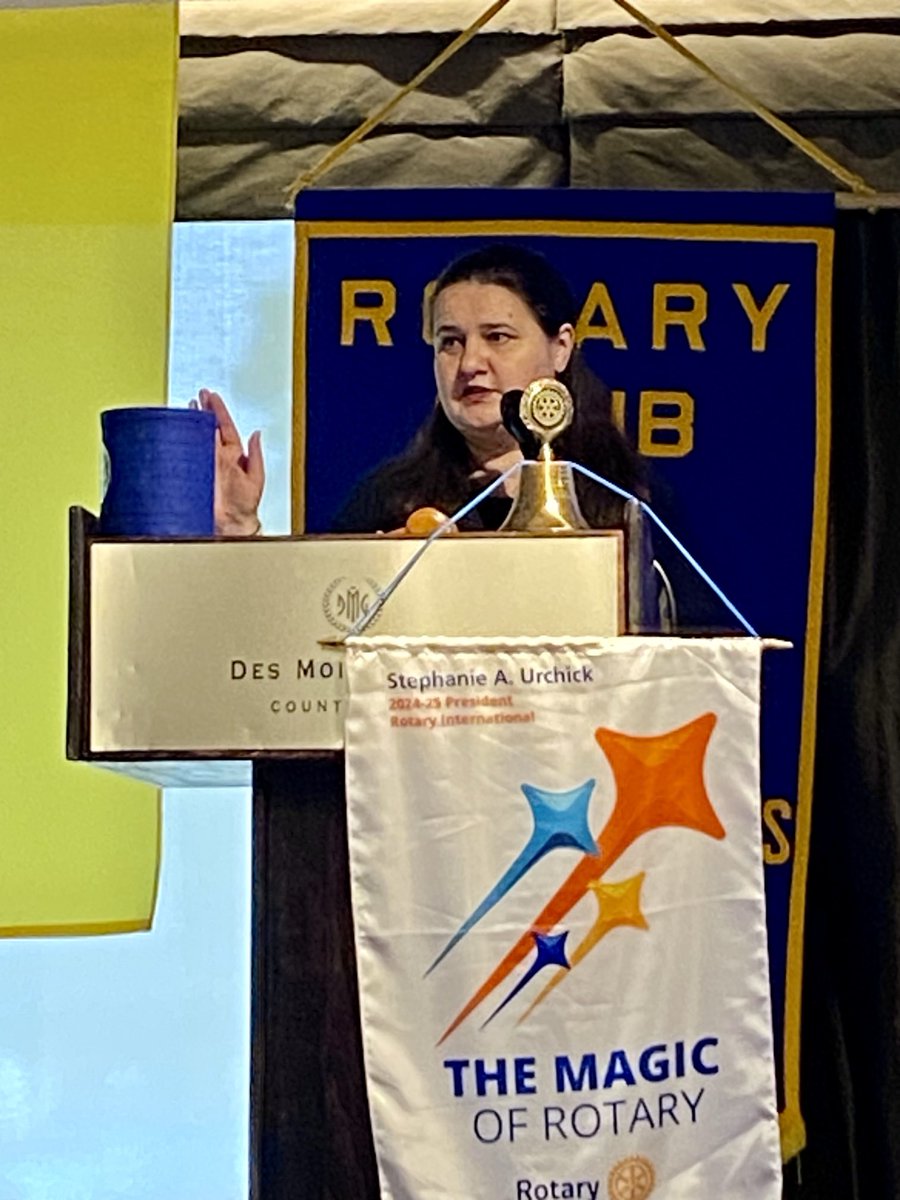 At West Des Moines ⁦<a href="/Rotary/">Rotary International</a>⁩ #Whistlestops4UKR for good food, fellowship &amp; candid conversations; ⁦<a href="/OMarkarova/">Oksana Markarova</a>⁩ shares Iowa was the 1st sister state relationship (1996) w/ Ukraine’s Cherkasy Oblast. Can’t underestimate power of human connections and hope <a href="/gmfus/">German Marshall Fund</a>⁩