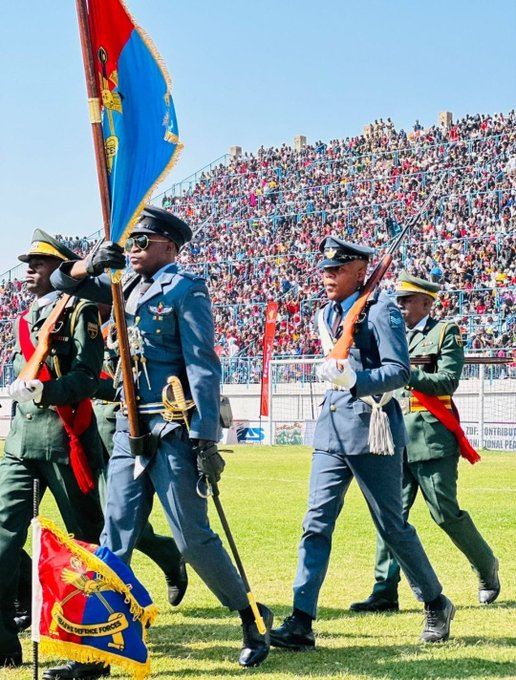 PaidamoyoMutsv1's tweet image. Mauto edu, we salute you!!! 
Zimbabwe is safe under President Mnangagwa and the ZDF...
#DefenceForcesDay2024