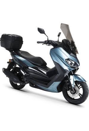 bu armyler polislerin “scooter” beyanini bizim bindigimiz martı sanıyorlar sanırım ama BU ARACLAR DA scooter segmentinde geciyor 😍 bu adam sizce martı gibi bir aractan dusmus olsa ehliyetine niye el koysunlar amk ??