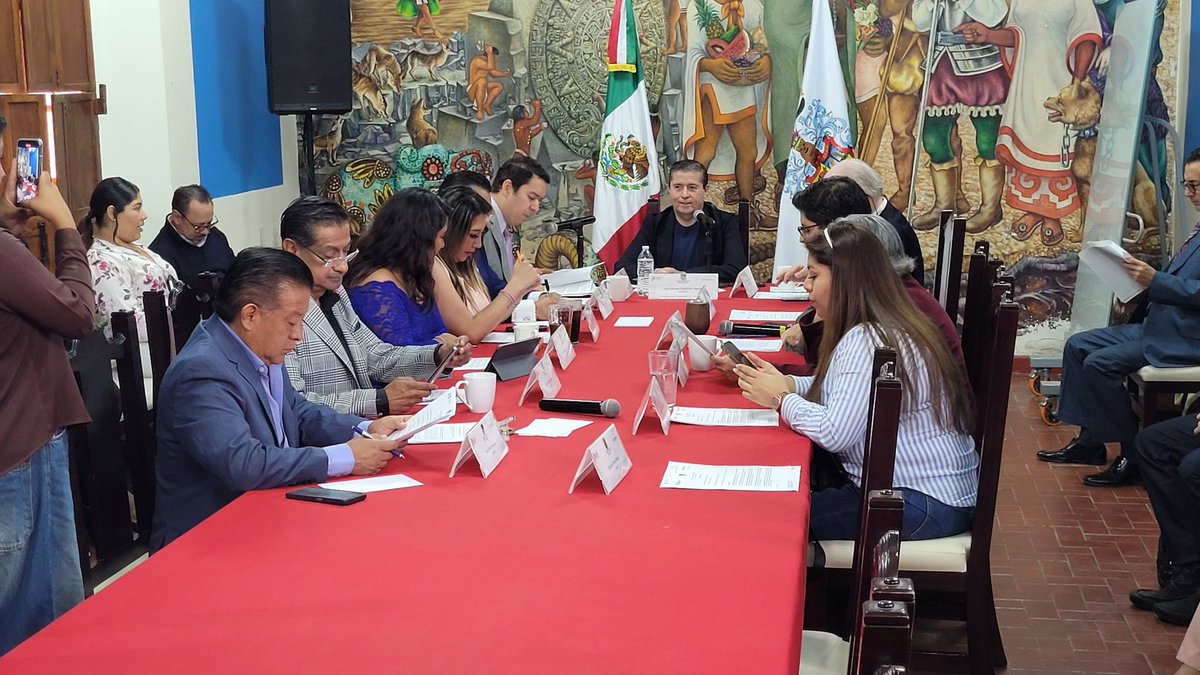 Presente en la 32° Sesión Ordinaria del Concejo de la Alcaldía Coyoacán. 

#PendienteDeTi