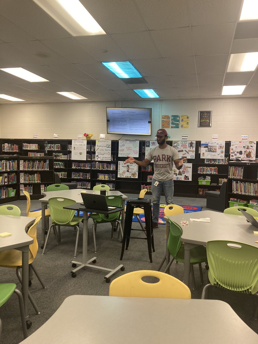 Peer led PD this afternoon with some of our Building Leadership Team leaders! #BulldogsUnderInstruction <a href="/ToppingBulldogs/">Topping Elementary</a>