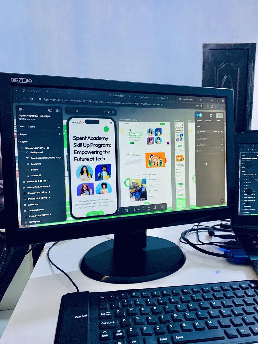 DanielUXdesigns's tweet image. Engrossed in refining the latest UI/UX design - every detail counts! Stay tuned for the unveiling. 🎨💻 #DesignInProgress #UIUX