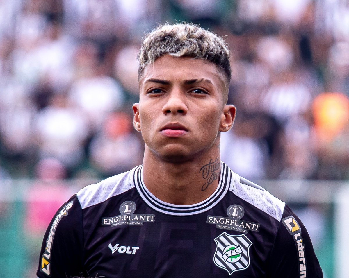 mtwelter's tweet photo. 👆 Importante apuração do colega @BAtanazio13 sobre a possível saída de Alisson do Figueirense.

Todas as informações são muito recentes e podem se alterar. Inclusive, MAC há pouco respondeu um colega de imprensa afirmando que existe apenas o interesse, por enquanto.

@guarujasc https://t.co/ihhvBDQ6kw