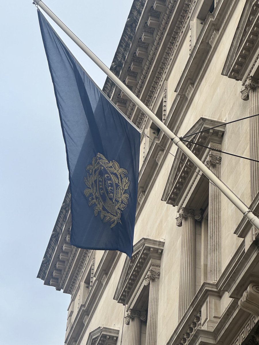 ENortonHistory's tweet photo. Super excited to be having dinner this evening at the Reform Club in Pall Mall. I’m fully expecting to end the night on a steam ship heading off around the world in 80 days 😆 (well, I was in Mexico last week…) #aroundtheworldin80days #phineasfogg #reformclub https://t.co/BuU9S9PkZg