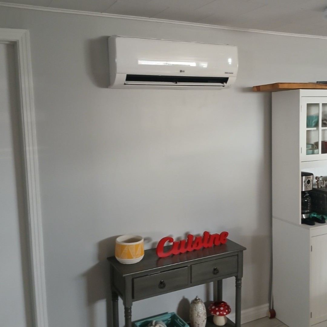 More Comfy Peeps in town!!!

Get a Ductless Heat Pump for as low as $10 a week!

Schedule your Free Estimate at andmar.ca

#andmar #heatpump #comfort #saving